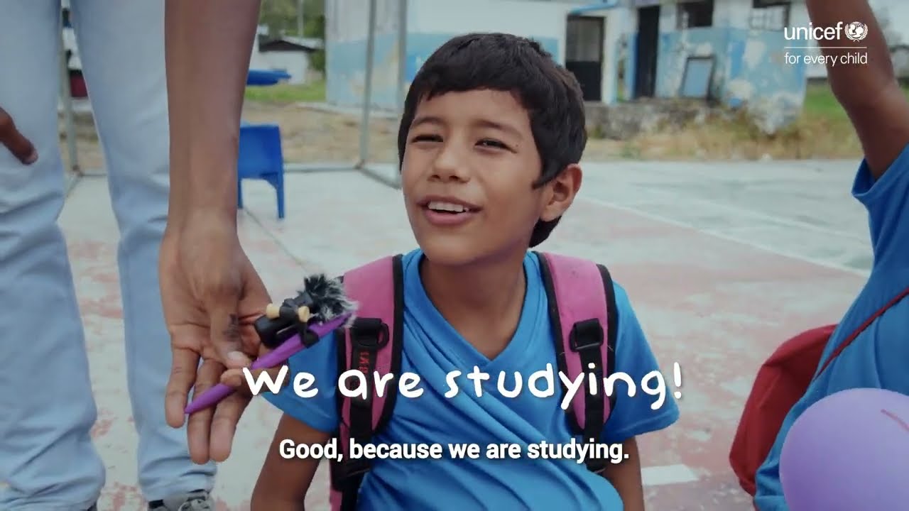 "I like going to school" - Students from Esmeraldas