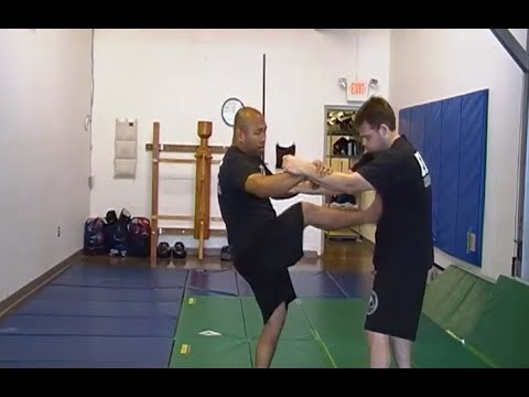 Wing Chun - Stomp Kick From Chi Sao