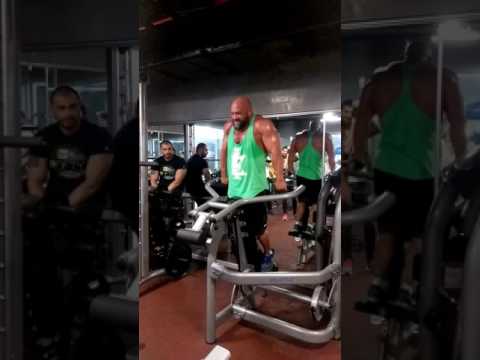 Dünya vücut geliştirme şampiyonu serdar aktolga  wams fit club