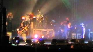 Korn - Bottled Up Inside (Live In La Cubierta, Madrid, Spain February 28,2008)