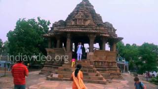 Nandi Shrine, Khajuraho 