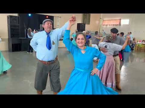 Gabriel Pasa valsa em Catanduvas no Paraná