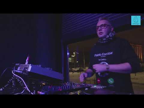 The Blue Oyster: Revisq / 16.01 / 18 - 19