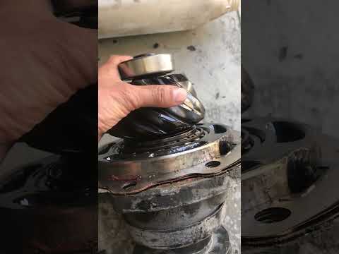 Pinion gear bearing replacement