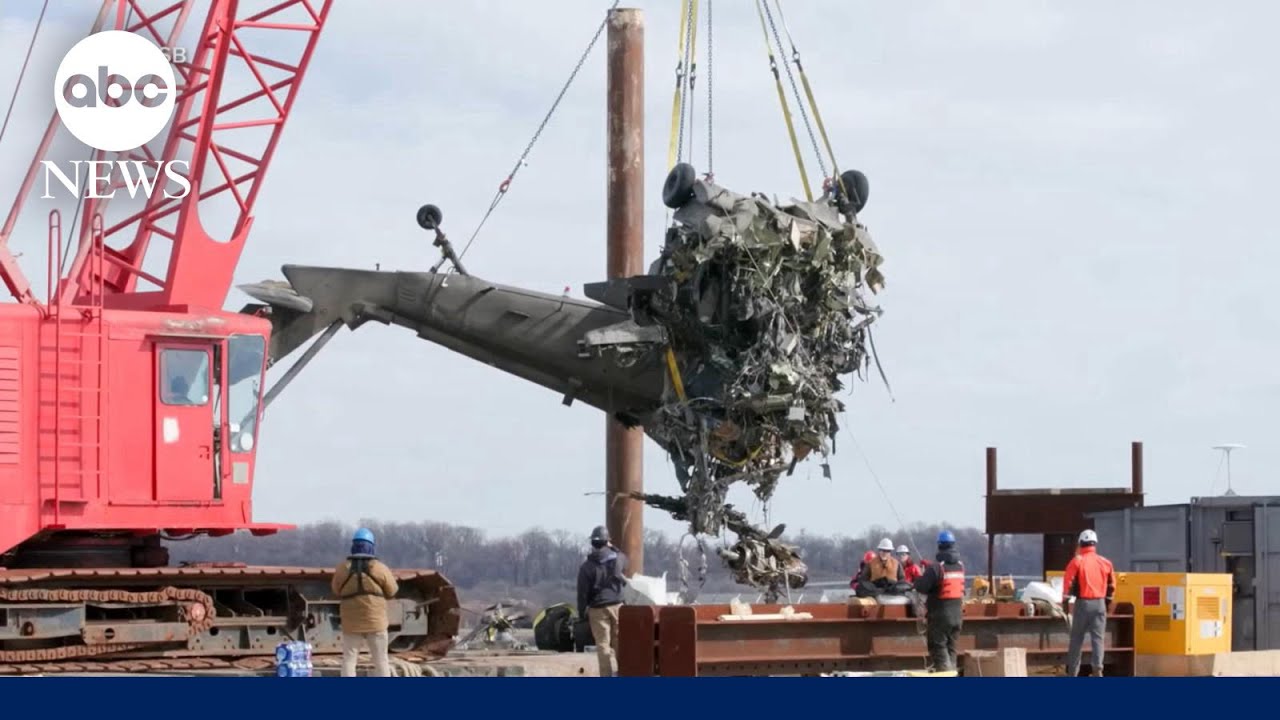 Black box reveals new details in deadly DC crash