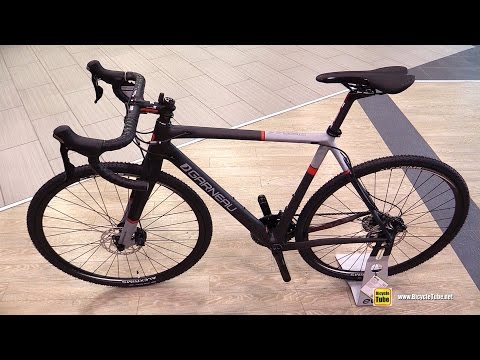 2015 Garneau Steeple XC Performance Cyclocross Bike - Walkaround - Velo Espace - Faubourg Boisbriand
