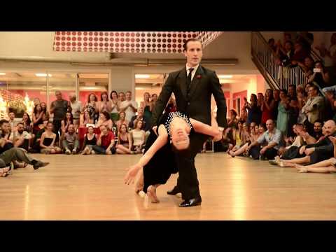 Show Facundo Piñero y Vanesa Villalba al MUST !!! Color Tango "Derecho Viejo" - Domenica 18.06.17