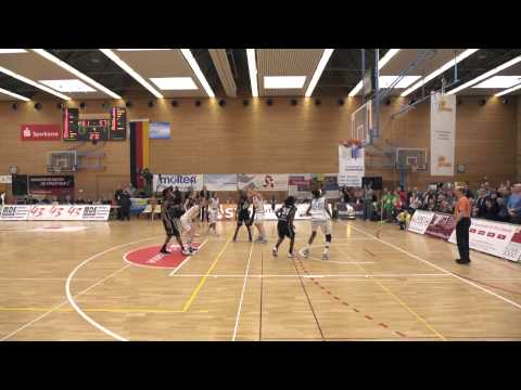 Eisvögel Freiburg holen Pokal: Spielszenen und Stimmen