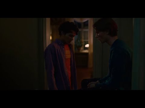 Wilhelm and Simon first kiss [young royals]