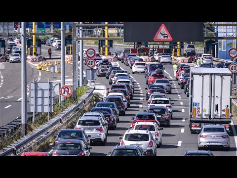 Gužve na naplatnoj postaji Lučko u smjeru mora