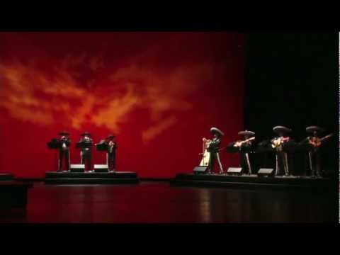 Martinez and Foglia: Cruzar la Cara de la Luna - En Fragiles Alas (Mariachi Vargas de Tecalitlán)