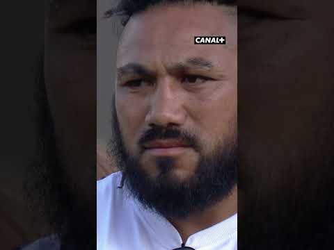 Les coéquipiers de Nonu et Alainuuese font retentir le Haka en leur honneur 🥹 #rugby