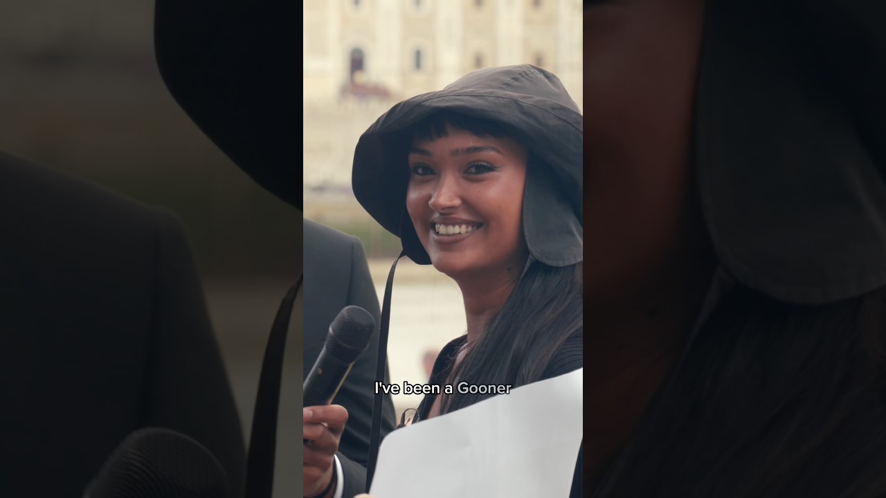 “Just a couple of Gooners” | Joy Crookes Tiny Red Carpet #interview #tinyredcarpet