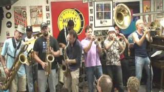 New Orleans Nightcrawlers @ Louisiana Music Factory JazzFest 2009 - PT 1