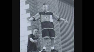 (VERY RARE) EMINEM - Unrealistically Graphic feat. Kid Chaos (from early 1990&#39;s Unreleased)