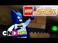 DC Comics Superhelden: Batman Be-Leaguered | Batman vs. Superman | Cartoon Network