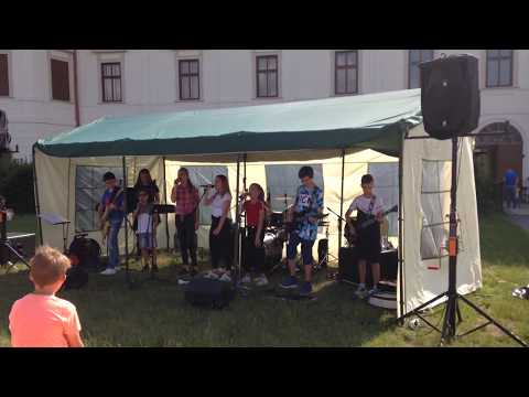 Docela kapela - Docela nářez