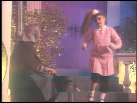 Alaska enseña su casa