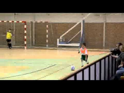 KFC Komárno - MŠK Veľký Meder 4:0, 1. polčas, U9 (2003) Turnaj Galanta, 17.12.2011