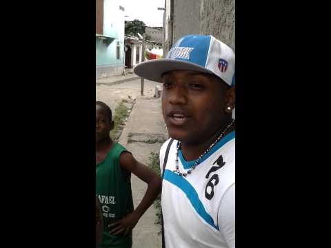 La Kuty el infantil y Elvis Emper improvisando