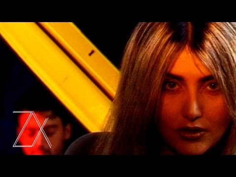 Zülfiyyə Xanbabayeva - Demirəm (Rəsmi Musiqi Videosu)