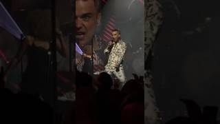 Sensational - Robbie Williams (live at Apple Music Festival 10)