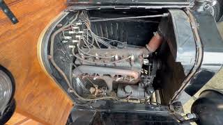 1923 Ford Model T Huckster Truck Turning Off