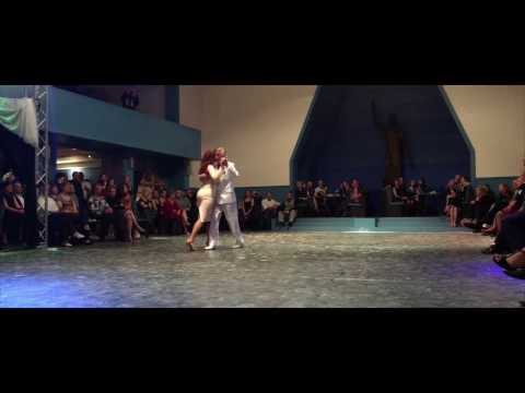  Dany Garcia  and  Verónica Villarroel  are  dancing  to  "  Nada  "  by  Carlos di Sarli  at  Internationales Tango Festival Hamburg  in  2017