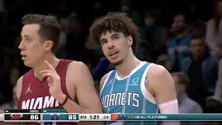 [高光] Bam Adebayo 排球扣殺式火鍋(勾天頂爭議)