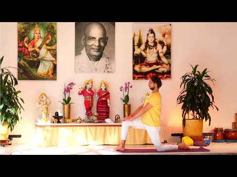 Fortgeschrittene Mittelstufe mit Igor - Yoga Vidya Ashram Live - 9:15 - 24.10.2021