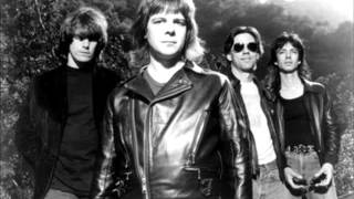 DROOGS -  I&#39;m Not Like Everybody Else