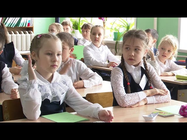 В районе еженедельно проводились олимпиады по разным предметам