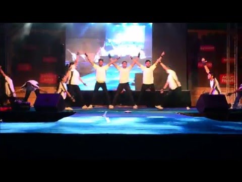 Dev Ashish Dewangan Group Dance Performance @Blitzschlag'16|MNIT| Jaipur