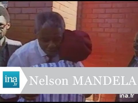 Nelson Mandela retrouve sa soeur après 27 ans de captivité - Archive vidéo INA