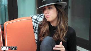 Nikki Leonti of Nikki and Rich Sings &quot;City Lights&quot; Acoustic