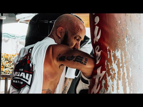 25 Minute Muay Thai Elbow Heavy Bag Workout