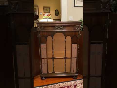 Too Busy by Coon-Sanders Orchestra, 1928 on the 1925 Victor Credenza Victrola
