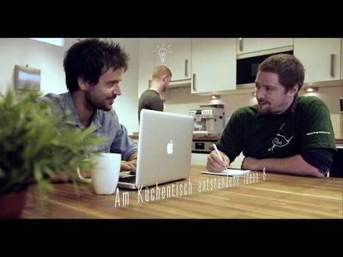 download lagu mp3 mp4 Easyname, download lagu Easyname gratis, unduh video klip Easyname