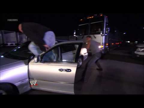 Alberto Del Rio unleashes a major assault on Big Show in parking lot: SmackDown, Feb. 1, 2013