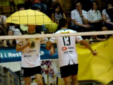 Mariusz Wlazły i Marcin Wika - "Deszczowa Piosenka" by m-volley.pl