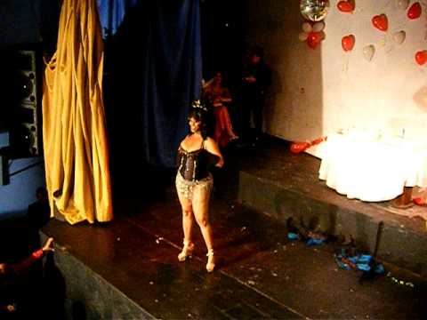 Tina Brasil Em " Divas "  Na Boate Close Dia 15-08-2010