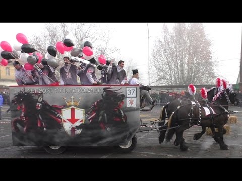 I Difensori della Corona carro da getto - Carnevale Ivrea 2016