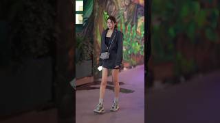 beautiful girl street fashion tiktok #chinesefashion #mejoresstreetfashion #shorts