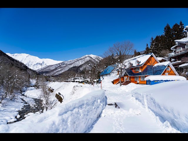谷川連峰・俎嵓（TANIGAWA GOODYから）