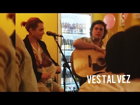 Ves tal vez - Globos de helio (Concierto Secreto)