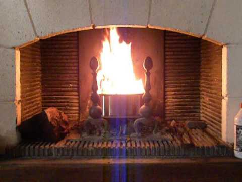 Panier à pellets Q30 pour transformer votre cheminée en un foyer à pellets  à Douai - Granule Box