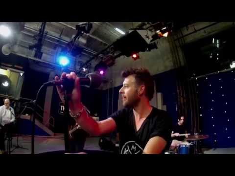 Eight One Sixty in Studio: Kangaroo Knife Fight - 'Hold On' | The Bridge