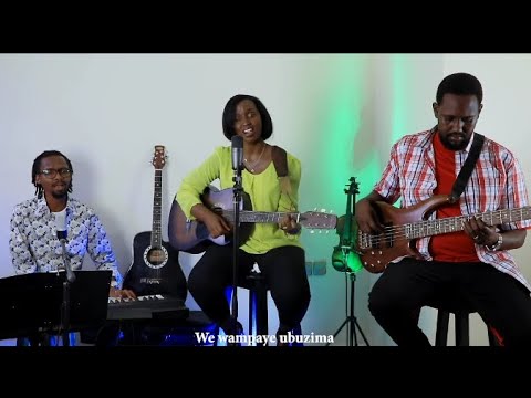 Nje Gushima |Olivier Nduwimana Ft Nicole Irakoze (Official acoustic video)
