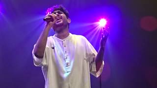 Vennilave vennilave-VERA LEVEL SINGING By Sid!-Sid Sriram Live in Singapore 2018