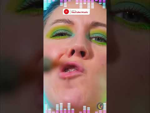 Wow! Magic Clothes Changing DIY🙌🏻 Find "Sue Dj, Polar - Call 911” link in the comments